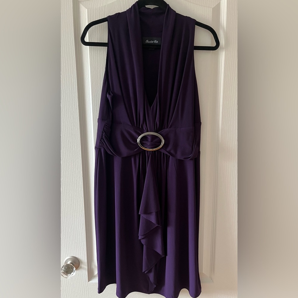 👗SCARLETT NITE Sleeveless Dress